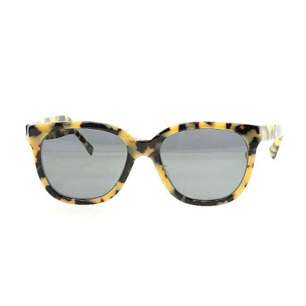 Warby Parker tortoise Aubrey sunglasses with case. Currently selling for $95
